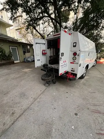 Magnet Plumbing service vehicle on-site for Slab Leak Repair in Homosassa Springs